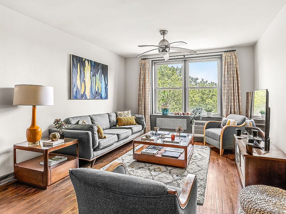 1st image of 651 Vanderbilt St APT 5W