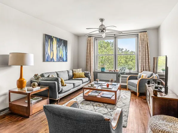651 Vanderbilt St APT 5W, Brooklyn, NY 11218