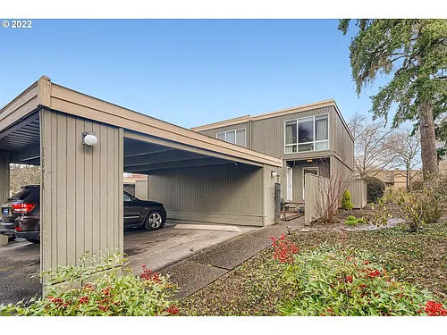 1614 NW Midlake Ln Photo 1