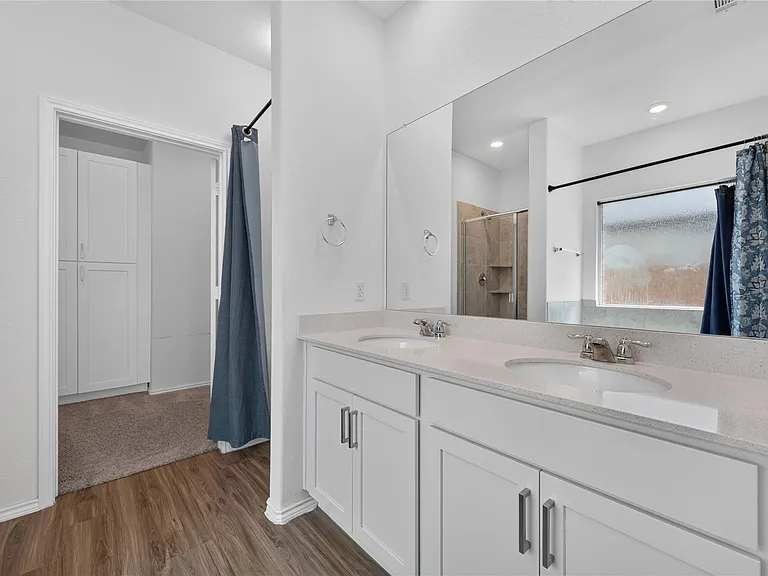 1600 Cobblecrest Ln — Photo 15
