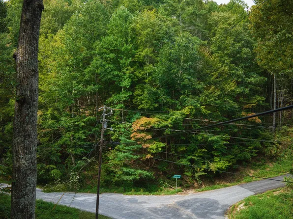 0 Stepping Stone Dr, Sevierville, TN 37862