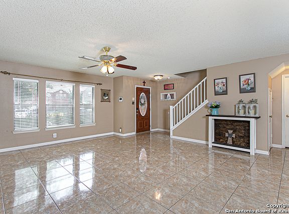 3rd image of 10610 Stone Creek Pl