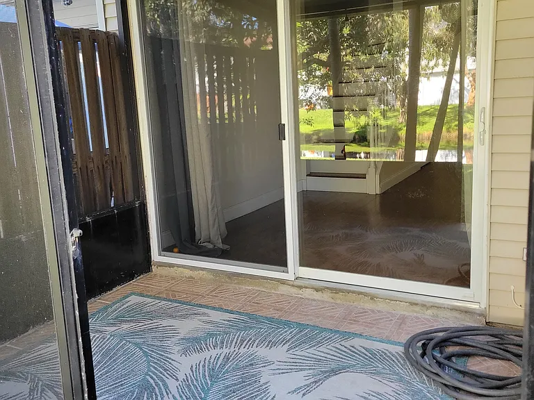 217 Georgian Park Dr — Photo 12