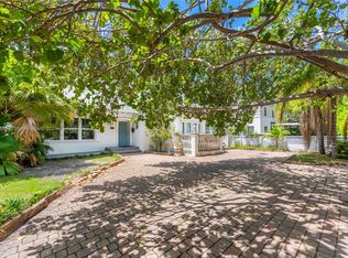 5130 Alton Rd, Miami Beach, FL 33140