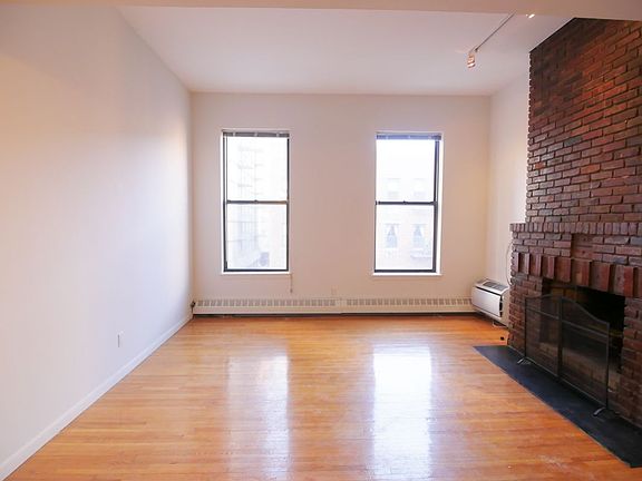 3rd image of 404 E 80th St APT 3A