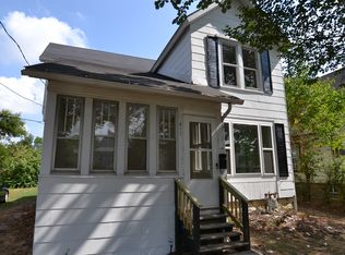 817 E Washington St, Joliet, IL