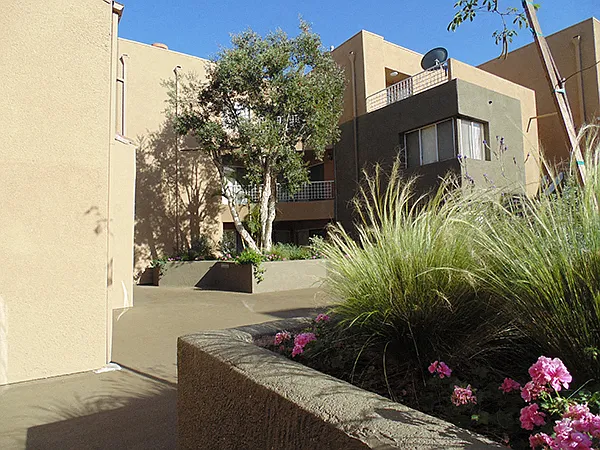 7950 Howe St. — Photo 6