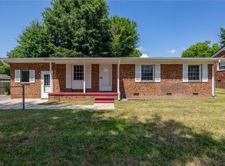 410 N Saint John St, Burlington, NC 27217