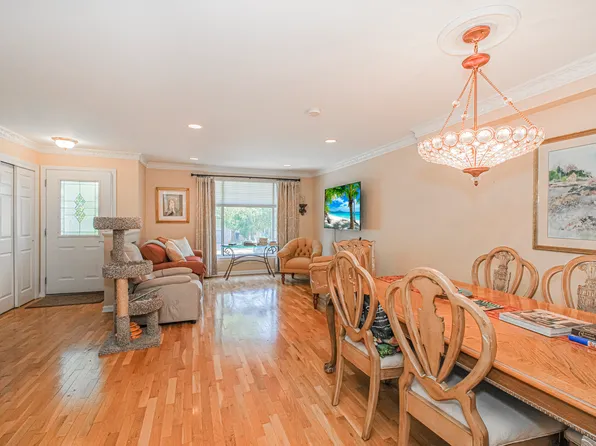 20 Notus Avenue image 3 of 44