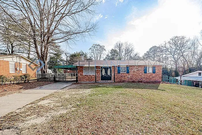 3 bed, 2.0 bath, 984 sqft, $1,535 — Photo 1