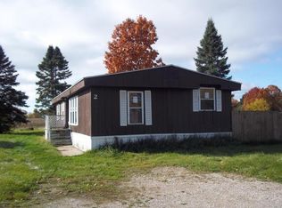 25629 Fawn River Rd, Sturgis, MI 49091