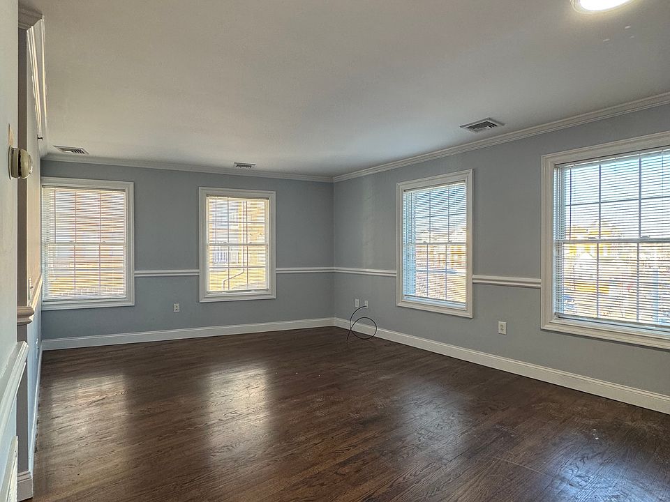 Open living room/kitchen