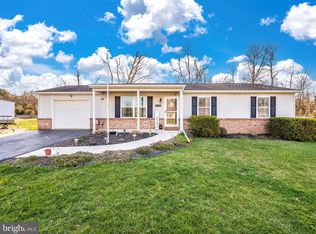 10541 Greenwich Dr, Williamsport, MD 21795