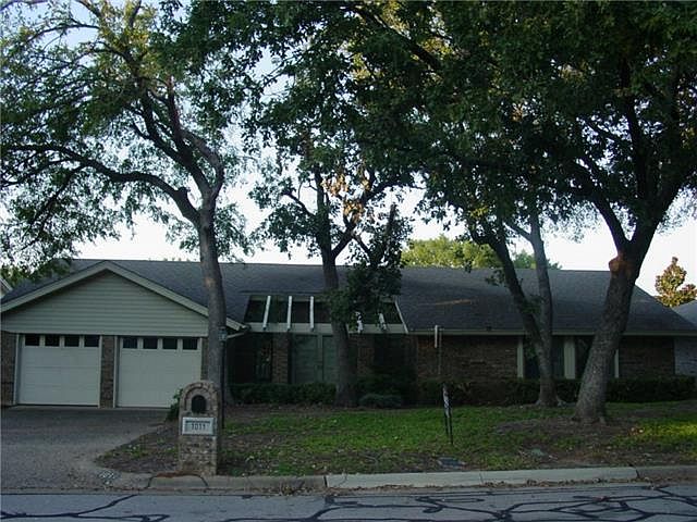 1st image of 1011 Anita Dr