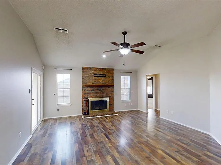2321 Hammond Blvd — Photo 4