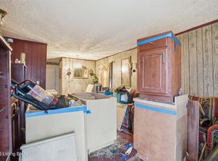 4015 Saint Francis Ln, Louisville, KY 40218