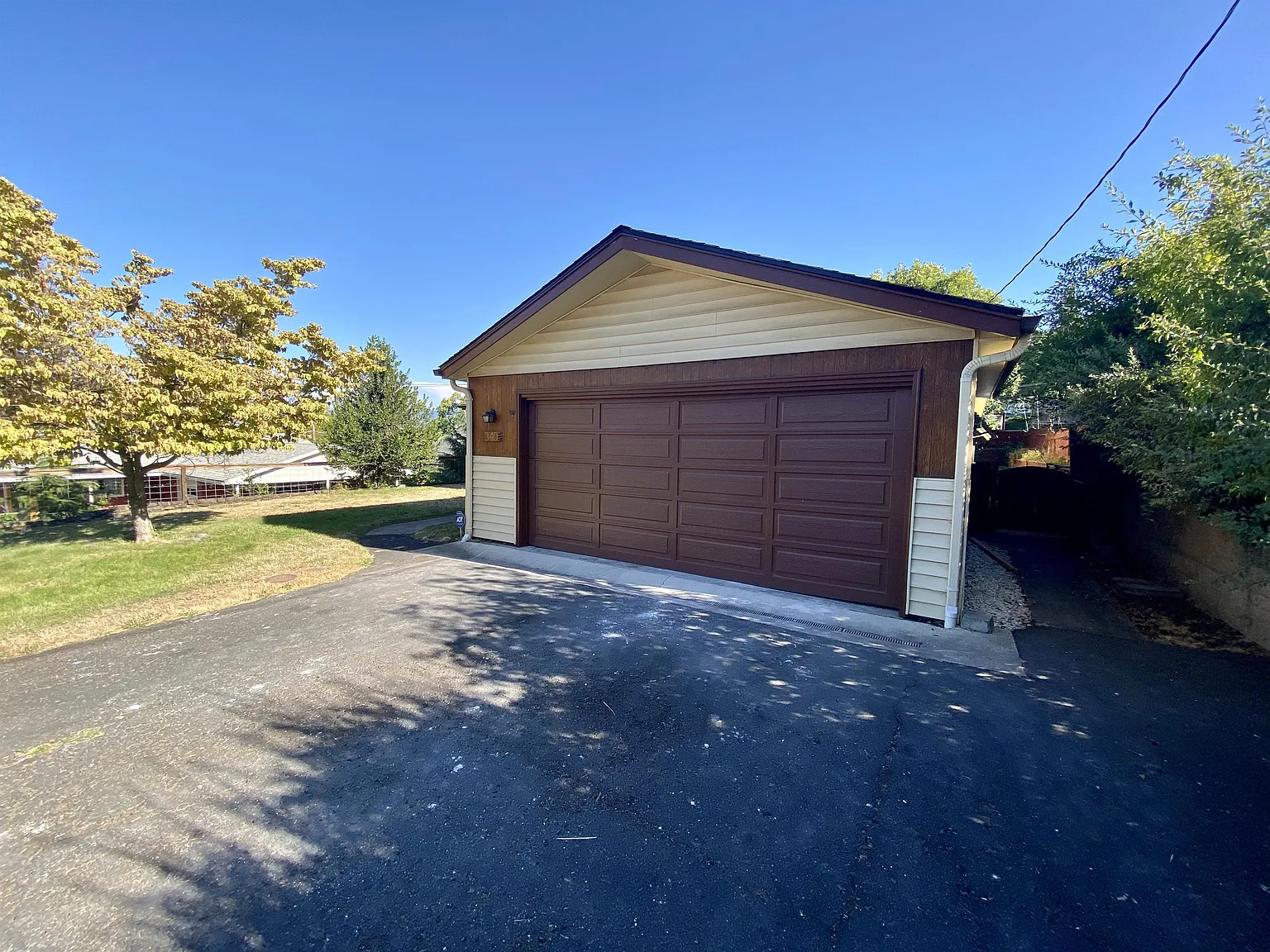 102, ID #, 340 Wiley Street - 1 — Photo 3