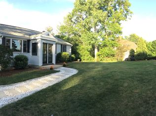 22 Jacqueline Ln, Plymouth, MA 02360