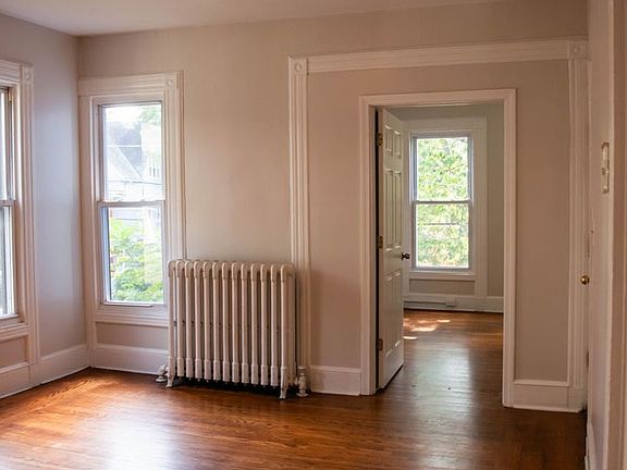 5th image of 111 Blake St #2