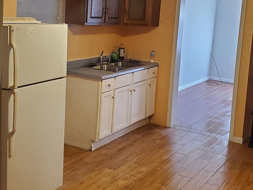 1st image of 3013 S Saint Louis Ave #1