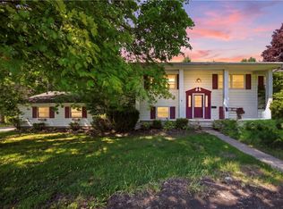34 Broadway St, Oakfield, NY 14125
