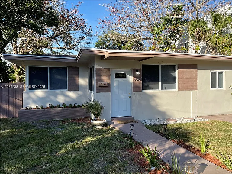 3389 William Ave — Photo 1