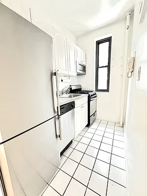 Rented by Living New York | media 10