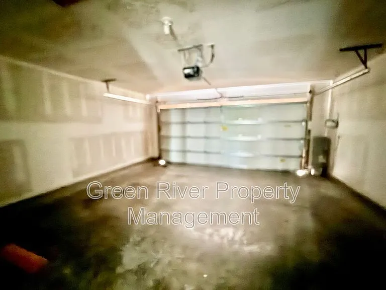 278 Pickett Dr — Photo 35