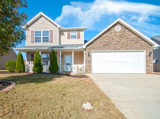 320 Rivers Edge Cir, Simpsonville, SC 29680