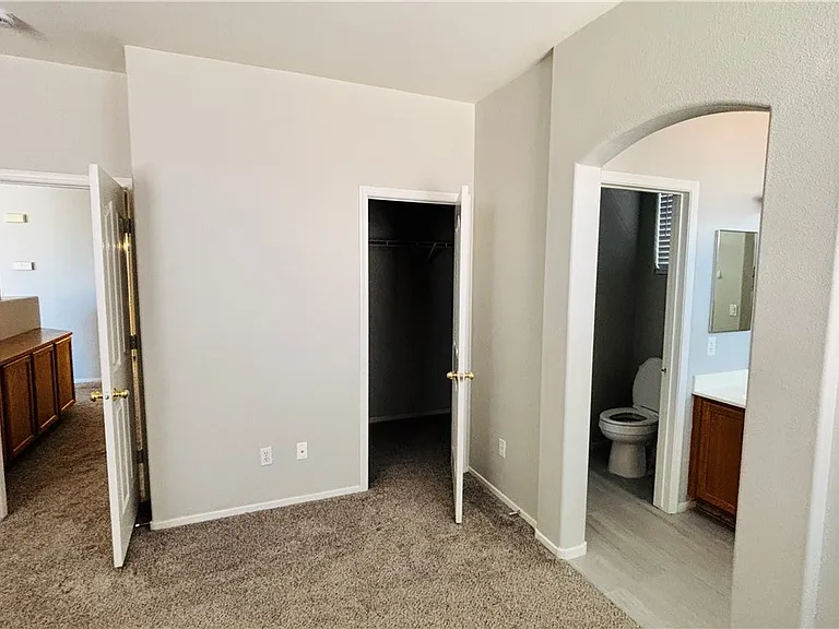 10660 Windrose Point Ave — Photo 11