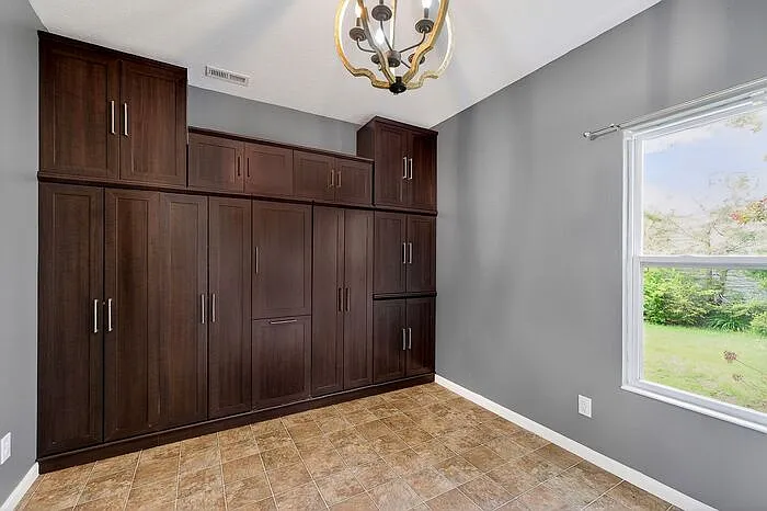 16259 Countryside Blvd — Photo 13