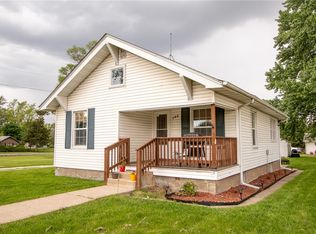 105 NW B St, Melcher, IA 50163