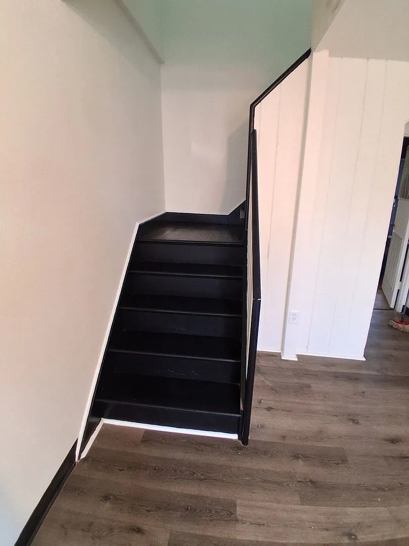 Updated 2 Bedroom Available Now ! — Photo 3