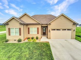 5416 Coleus Dr, Bowling Green, KY 42101