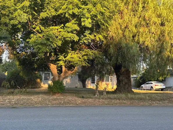 1255 Michigan Ave, Beaumont, CA 92223