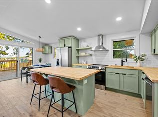 16590 Cypress Ln, Rogers, AR 72756