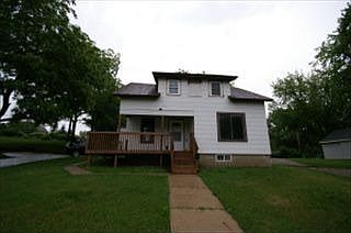 1st image of 426 Sylvan St