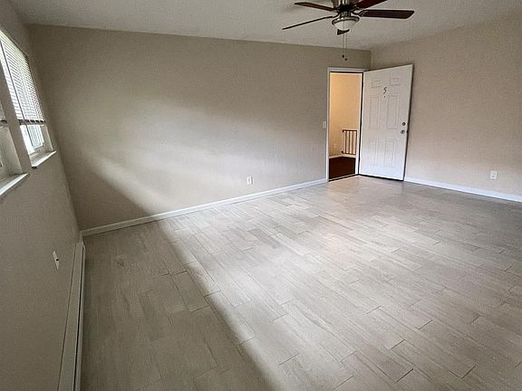3rd image of 3619 Schwartze Ave