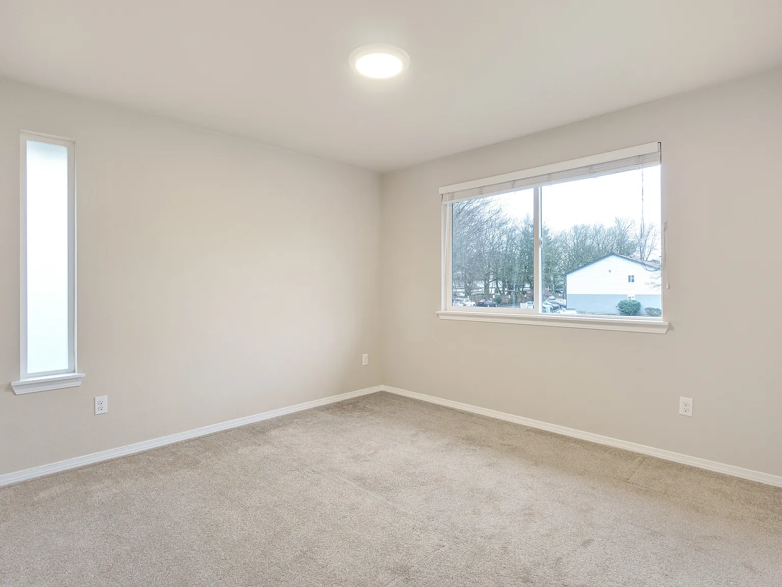 8430 S 266th St, Kent - D — Photo 2