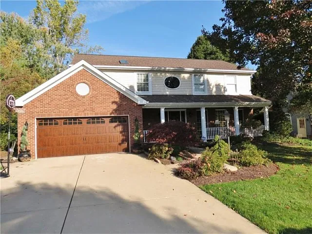 303 Mallard Dr photo 1