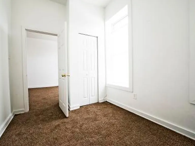 819-21 S Independence Blvd Chicago, IL 60624 — Photo 12