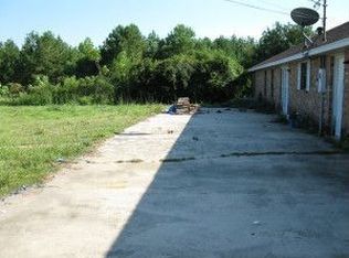 38 Village Trl, Hattiesburg, MS 39401