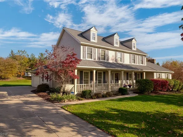 7525 Lakedge Ct, Hudson, OH 44236