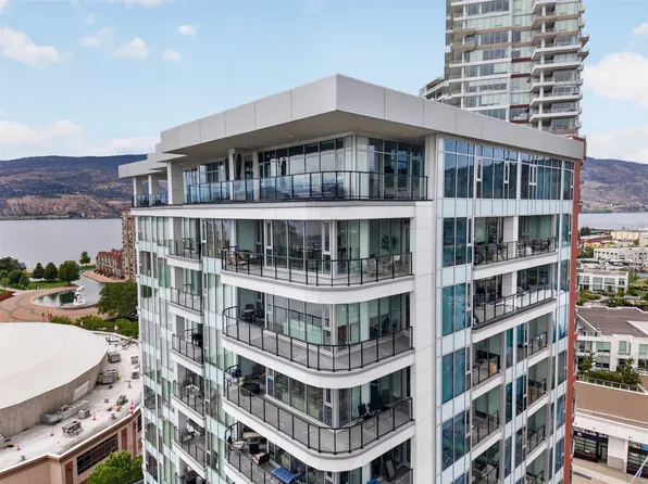 1232 Ellis St #1307, Kelowna, BC V1Y 0J6