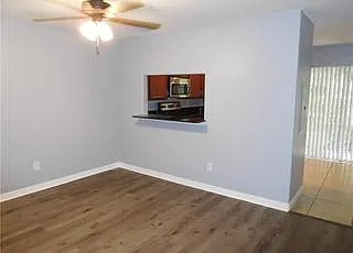10951 Brickside Ct — Photo 6