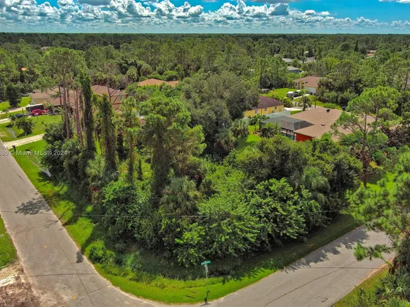 1 Vogler Ln, North Pt, FL 34286