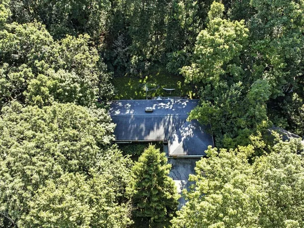 12901 West Needham DRIVE, New Berlin, WI 53151