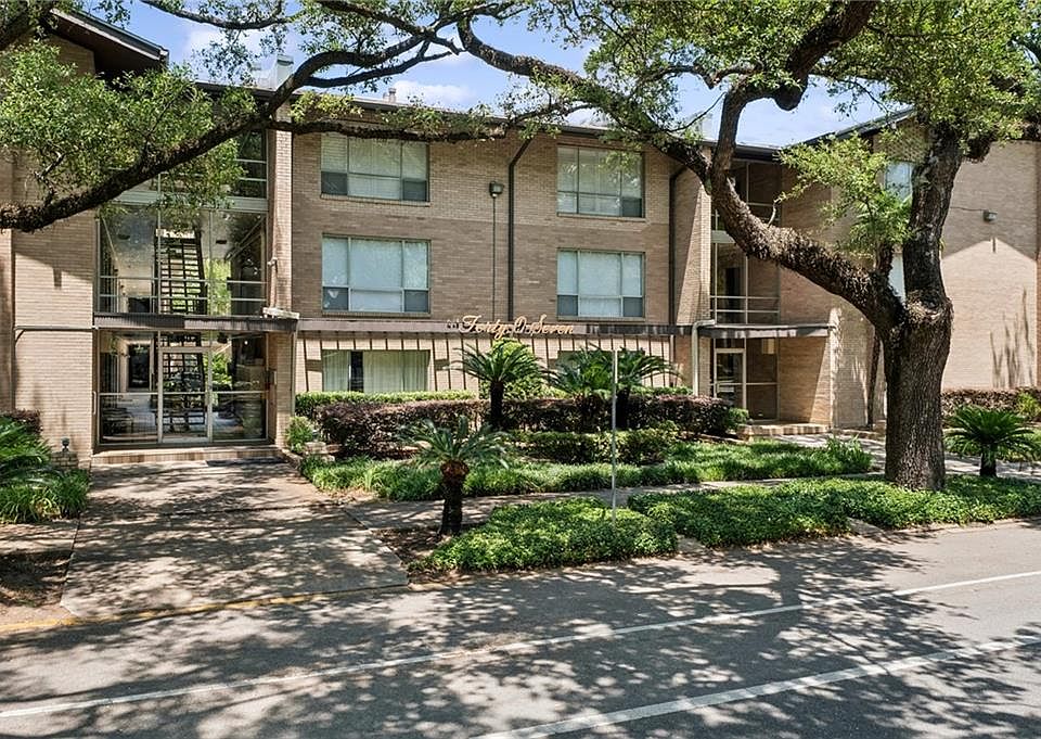 1st image of 4007 Saint Charles Ave APT 115