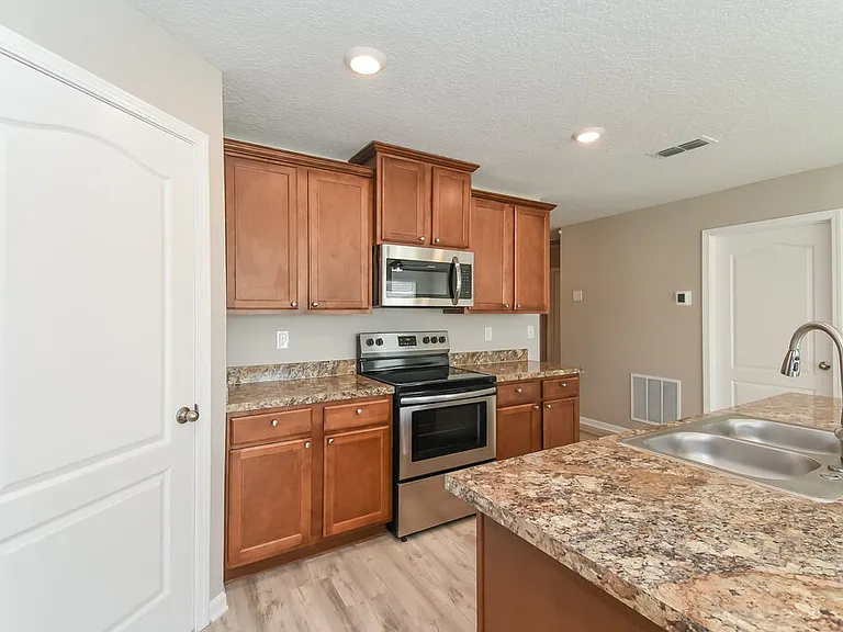 2283 Pebble Point Dr — Photo 10