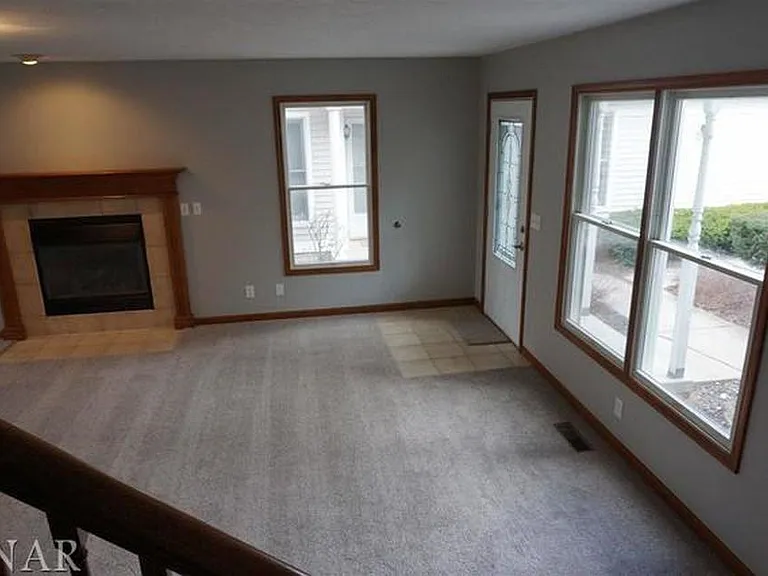 8 Yotzonot Dr — Photo 5